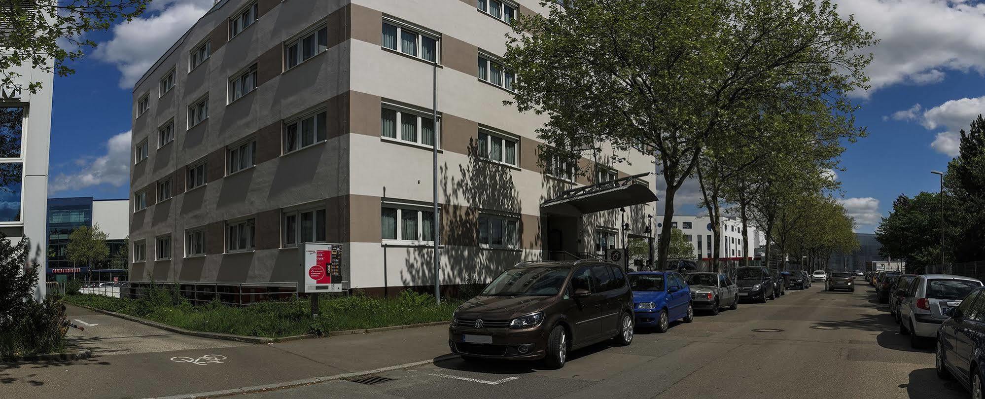 Centro Hotel Boeblingen, Trademark Collection By Wyndham エクステリア 写真